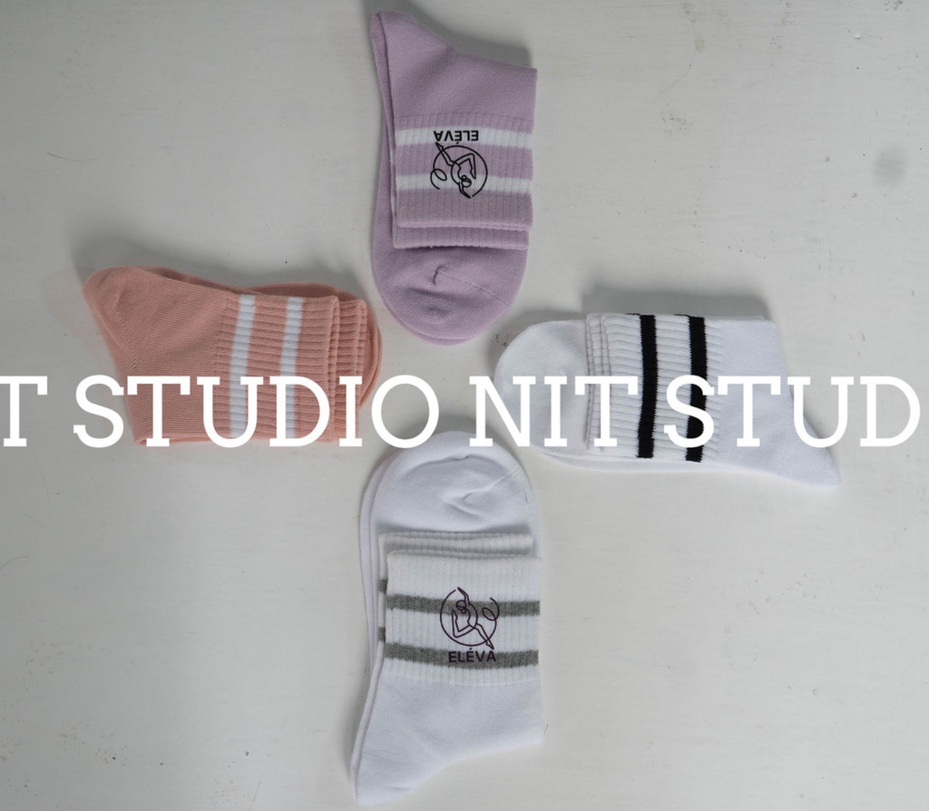 Elèva Plain Striped Socks